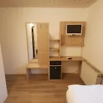 Haus Am Brunnen Guest house *